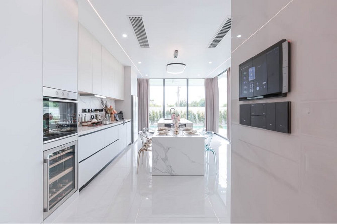 House with Bedrooms: 4 and Bathrooms: 5 Phuket - photo 10