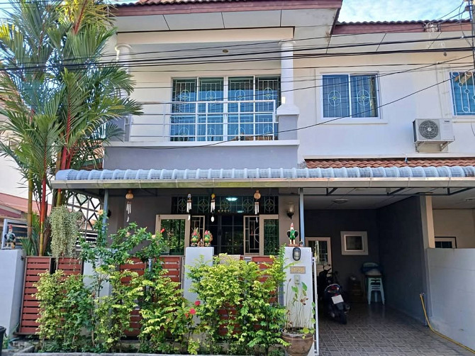 3 bedroom 2 bathroom townhouse Phuket - photo 1