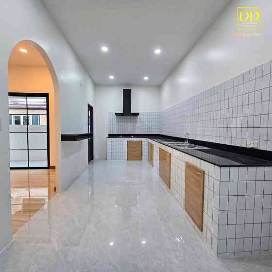 4 bedroom, 2 bathroom townhouse ภูเก็ต