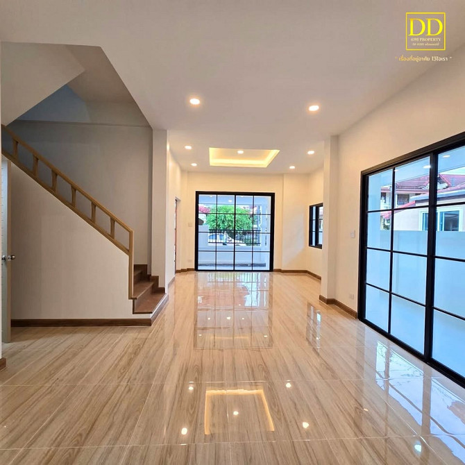 4 bedroom, 2 bathroom townhouse Phuket - photo 5