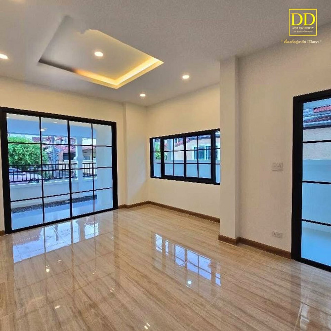 4 bedroom, 2 bathroom townhouse Phuket - photo 4