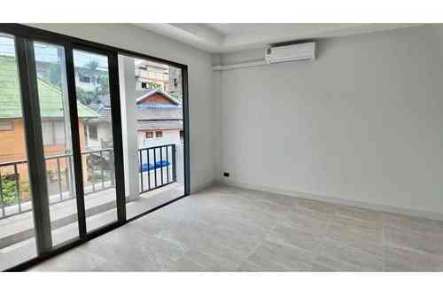 2 Beds 2 Baths Townhouse Samui