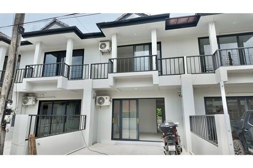 2 Beds 2 Baths Townhouse Samui - photo 2