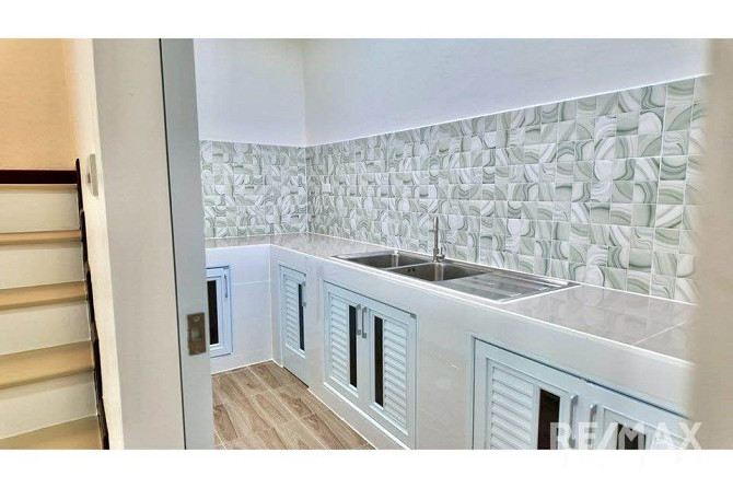 3 Bedrooms 2 Bathrooms - Townhouse Samui - photo 3