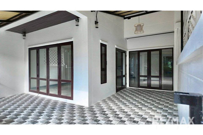 3 Bedrooms 2 Bathrooms - Townhouse Samui - photo 5