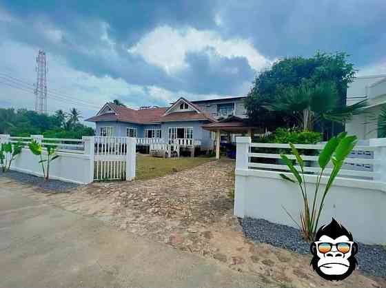 3 Beds 2 Baths House Samui