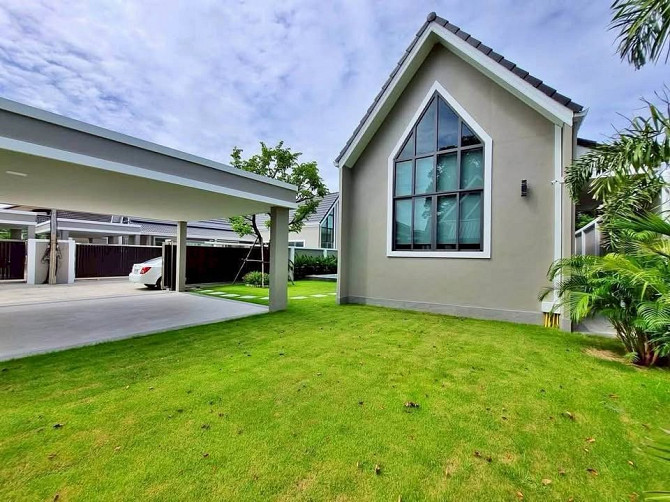 3 Bedroom Pool Villa for Sale in Pattaya Pattaya - photo 1