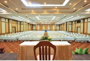 Hotel for Rent - 192 Rooms Beachfront Resort Pattaya - photo 14