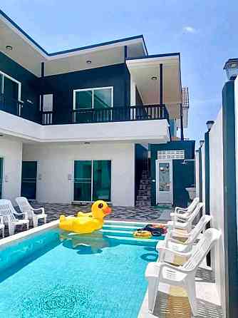 6 Bedroom Pool Villa for Sale in Huaiyai Pattaya