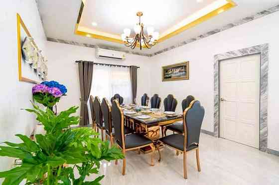 4 Bedroom Pool Villa for Sale in Jomtien Pattaya