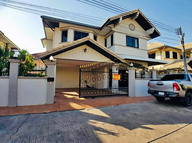 4 Bedroom Pool Villa for Rent in Khao Talo Pattaya - photo 1