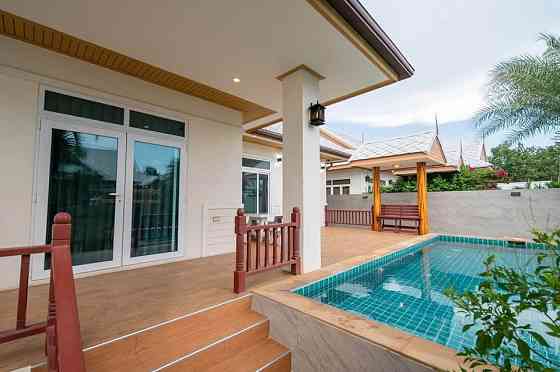6 Bedroom Pool Villa for Rent in Amorn Village Pattaya
