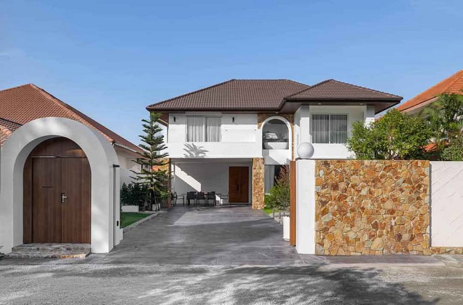 4 Bedroom Pool Villa for Rent in East Pattaya Pattaya - photo 5