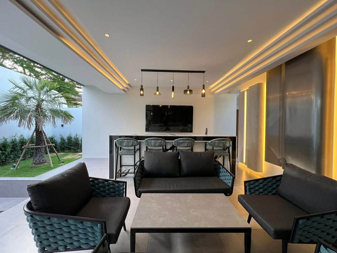 7 Bedroom Pool Villa for Sale in Na Jomtien Pattaya - photo 15