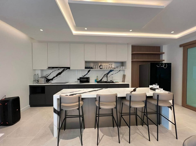 7 Bedroom Pool Villa for Sale in Na Jomtien Pattaya - photo 5