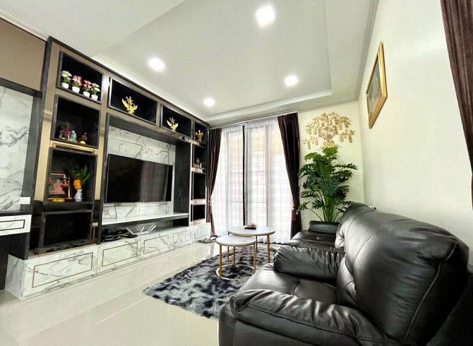 3 Bed Pool Villa for Sale with Tenant Pattaya - photo 3