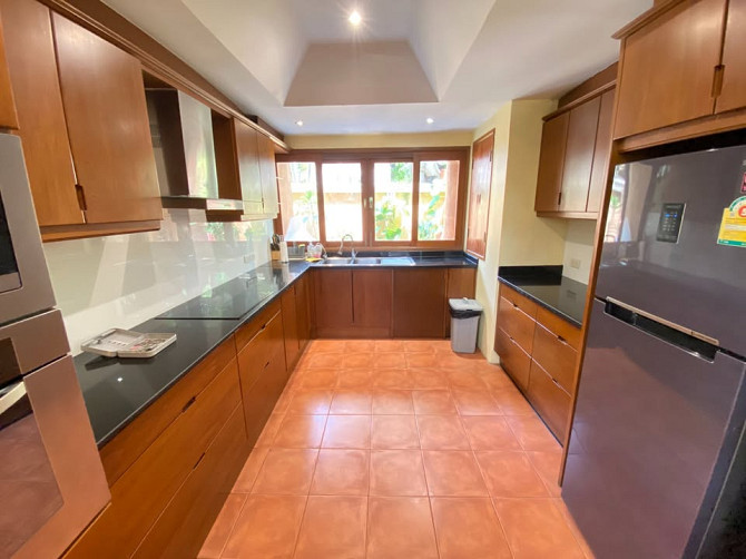 4 Bedroom Pool Villa for Sale in Na-Jomtien Pattaya - photo 10