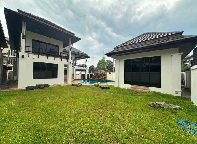 4 Bedroom Pool Villa for Sale in Pratumnak Pattaya - photo 3