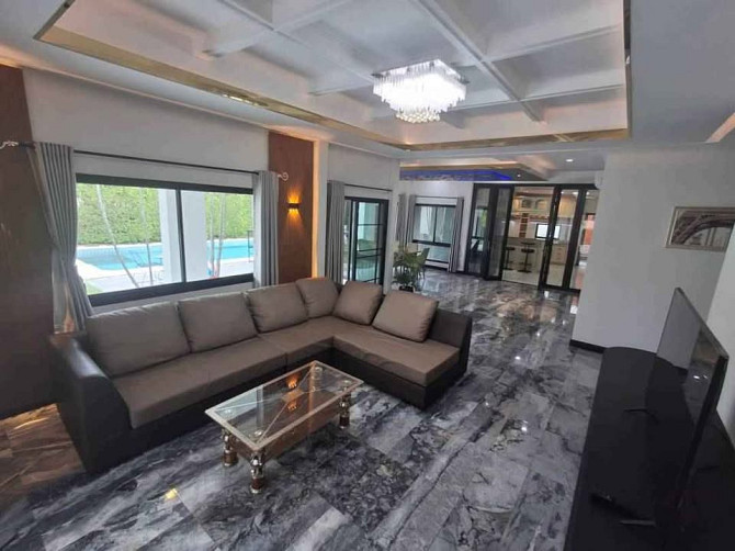4 Bedroom Pool Villa for Sale in Pattaya Pattaya - photo 12