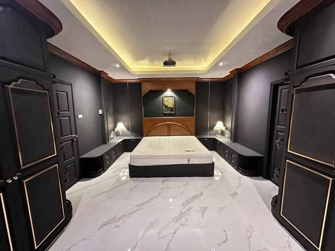 4 Bedroom Pool Villa for Sale in Pattaya Pattaya - photo 4