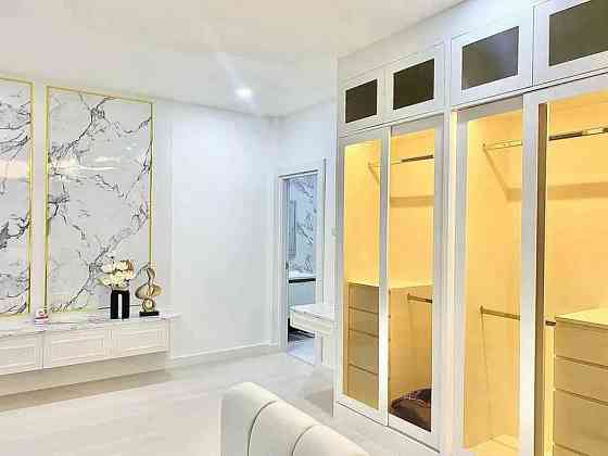 4 Bedroom House for Sale in East Pattaya Pattaya