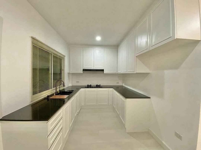 4 Bedroom House for Sale in East Pattaya Pattaya - photo 16