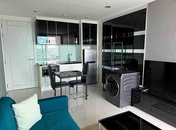 1 Bedroom Condo for Sale in Pratamnak Hill Pattaya