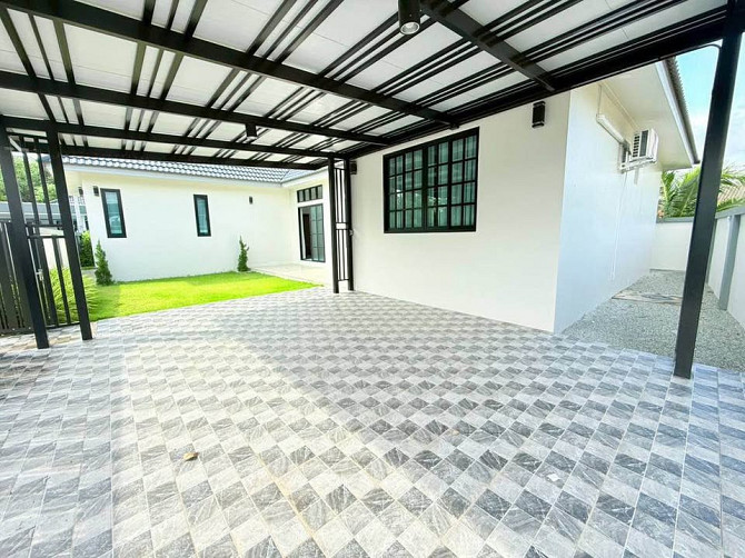 4 Bedroom Pool Villa for Sale in Pattaya Pattaya - photo 15