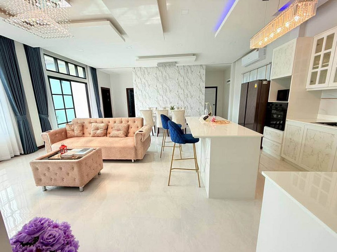 4 Bedroom Pool Villa for Sale in Pattaya Pattaya - photo 3