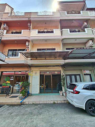 Commercial Building for Sale in South Pattaya Pattaya - photo 1