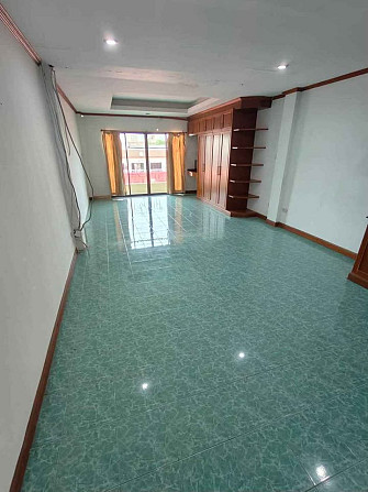 3-Story Commercial Building for Rent in South Pattaya Pattaya - photo 18