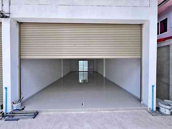 Retail Space for Rent on Phra Tamnak Road Pattaya