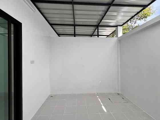 Retail Space for Rent on Phra Tamnak Road Pattaya