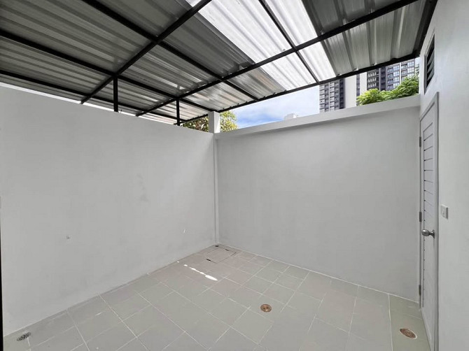 Retail Space for Rent on Phra Tamnak Road Pattaya - photo 9