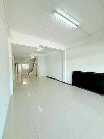 3 Bed Commercial Building for Rent in Nong Phlai Pattaya