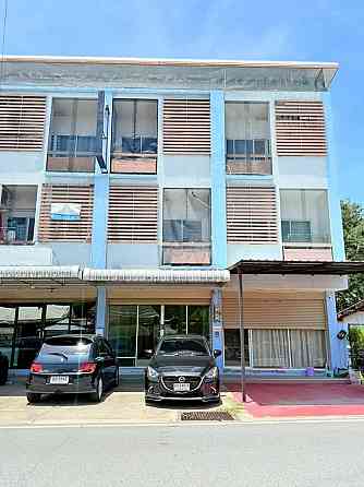 3 Bed Commercial Building for Rent in Nong Phlai Pattaya