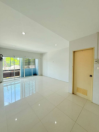 3 Bed Commercial Building for Rent in Nong Phlai Pattaya - photo 11