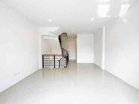 3-Story Commercial Building for Rent on Main Road Phuket