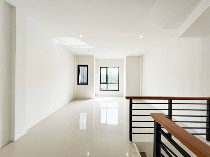 3-Story Commercial Building for Rent on Main Road Phuket - photo 7