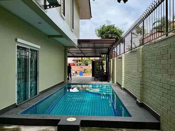 3 Bedroom Pool Villa for Rent in Pattaya South Pattaya
