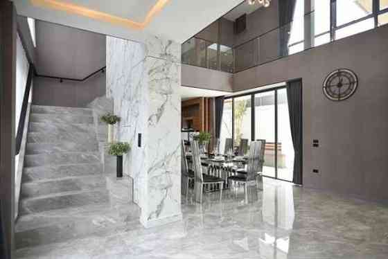 6 Bedroom Pool Villa for Rent in Pattaya Pattaya