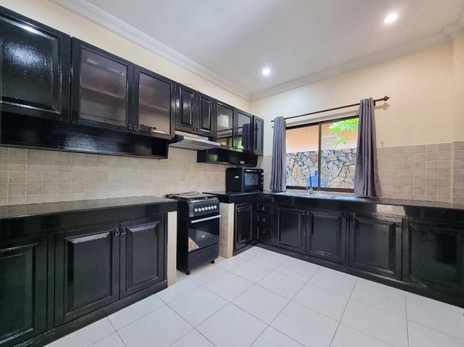 3 Bedroom Pool Villa for Rent in Soi Thepnimit Pattaya - photo 4