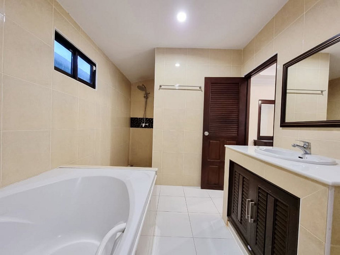3 Bedroom Pool Villa for Rent in Soi Thepnimit Pattaya - photo 7