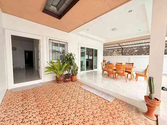 4 Bedroom Pool Villa for Rent in East Pattaya พัทยา
