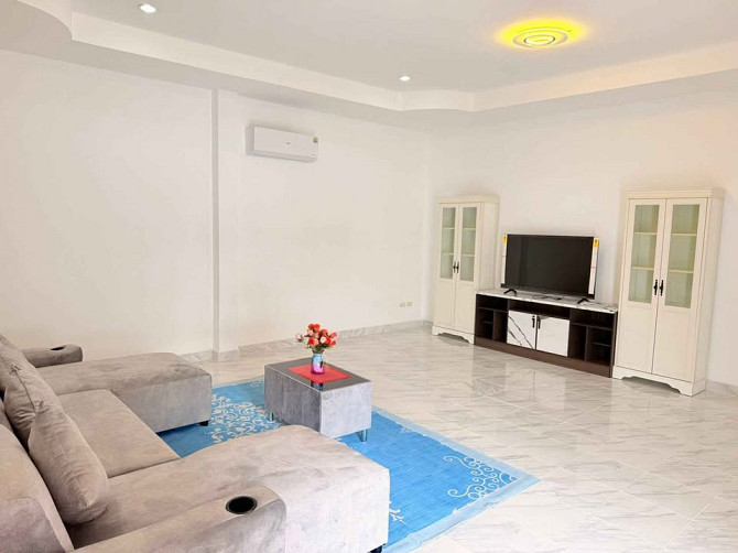 4 Bedroom Pool Villa for Rent in East Pattaya Pattaya - photo 9