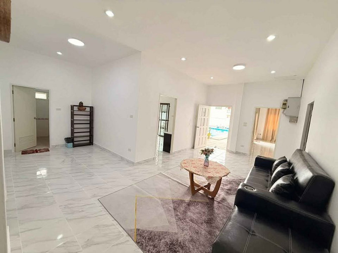 4 Bedroom Pool Villa for Rent in East Pattaya Pattaya - photo 16