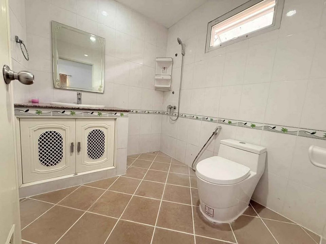4 Bedroom Pool Villa for Rent in East Pattaya Pattaya - photo 12