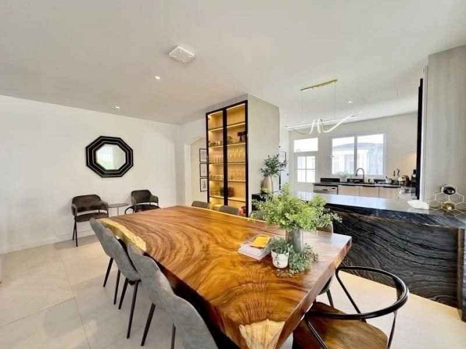 5 Bedroom Pool Villa for Sale in Wongamat Pattaya - photo 12
