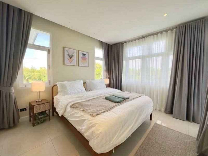 5 Bedroom Pool Villa for Sale in Wongamat Pattaya - photo 9