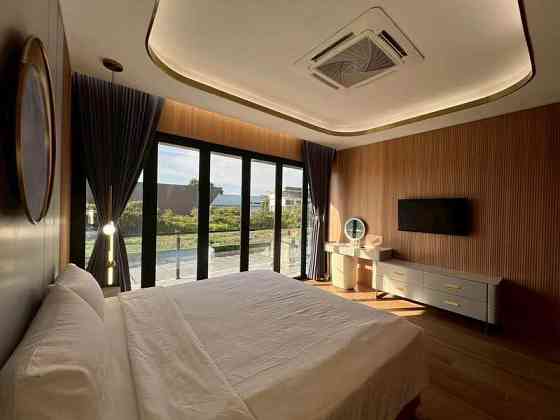 7 Bedroom Pool Villa for Sale in Jomtien Pattaya